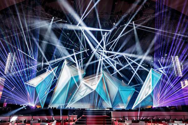 A24 Imposante Demo-Show während der Prolight + Sound 2016 in der Festhalle Frankfurt