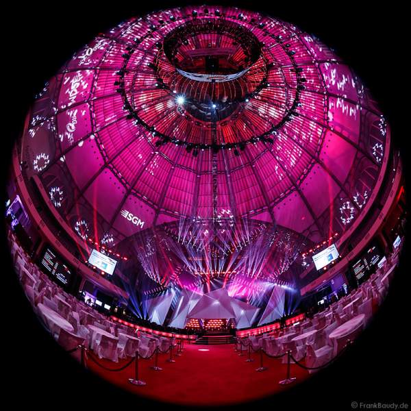 A34 Imposante Demo-Show während der Prolight + Sound 2016 in der Festhalle Frankfurt