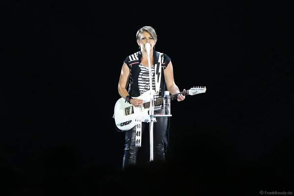 Natalie Maines der Country Band Dixie Chicks während ihrer MMXVI World Tour am 17.04.2016 im Hallenstadion in Zürich/Schweiz