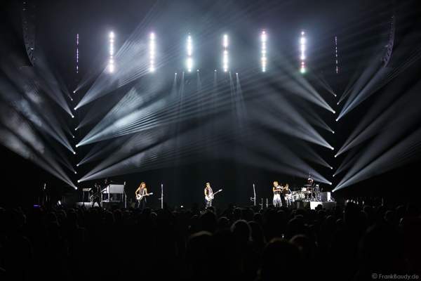 Konzert der Dixie Chicks während ihrer MMXVI World Tour am 17.04.2016 im Hallenstadion in Zürich/Schweiz