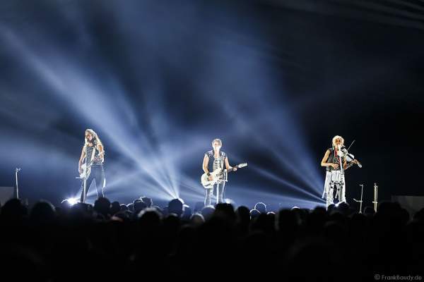 Konzert der Dixie Chicks während ihrer MMXVI World Tour am 17.04.2016 im Hallenstadion in Zürich/Schweiz