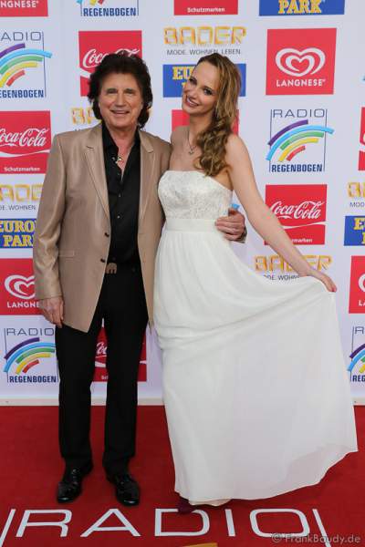 Olaf Malolepski, ex Flippers Sänger mit Tochter Pia Malolepski beim Radio Regenbogen Award 2016 am 22. April 2016 im Europa-Park in Rust