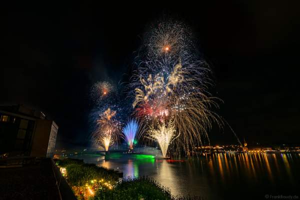 Großes Feuerwerk mit einer Lasershow bei den Mainzer Sommerlichter 2016