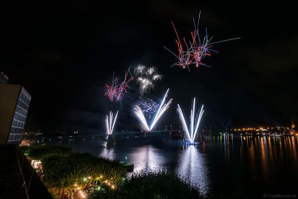 Einzigartiges Feuerwerk bei den Mainzer Sommerlichter 2016