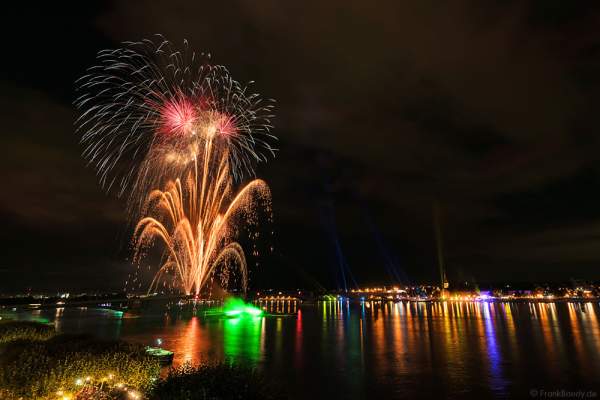Großes Feuerwerk mit einer Lasershow bei den Mainzer Sommerlichter 2016