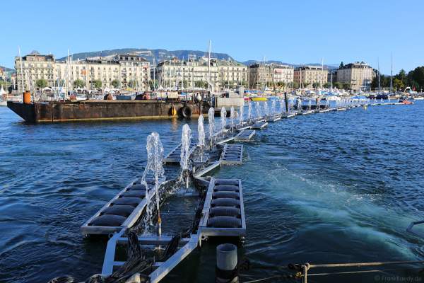Mobile Wassershow am Tag beim Geneva Lake Festival 2016 - Schweiz