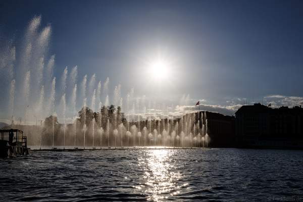Mobile Wassershow am Abend beim Geneva Lake Festival 2016 - Schweiz