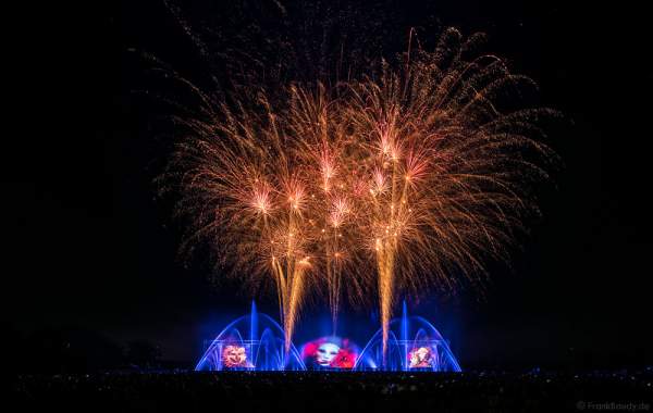 Große Wassershow mit Feuerwerk bei Art et Lumière 2016 "Best of" aus über 30 Jahren Aquatique Show in Furdenheim