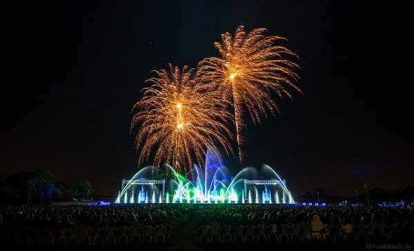 Wasserspiele, Feuerwerk und Laser bei "Best of" aus über 30 Jahren Aquatique Show in Furdenheim 2016