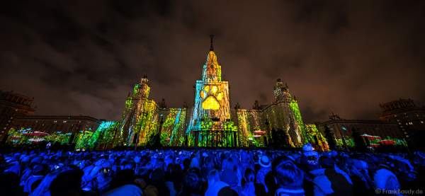 Eröffnungsfeier von Circle of Light 2016 in Moskau mit der 3D Video Mapping Show Boundless MSU