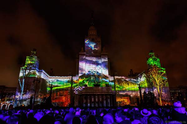 Eröffnungsfeier von Circle of Light 2016 in Moskau mit der 3D Video Mapping Show Boundless MSU