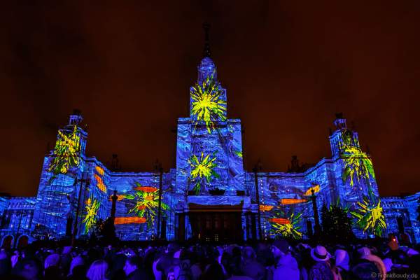 Eröffnungsfeier von Circle of Light 2016 in Moskau mit der 3D Video Mapping Show The Keeper