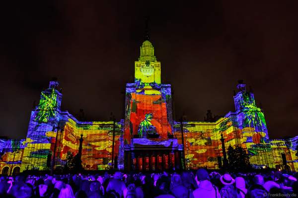 Eröffnungsfeier von Circle of Light 2016 in Moskau mit der 3D Video Mapping Show The Keeper