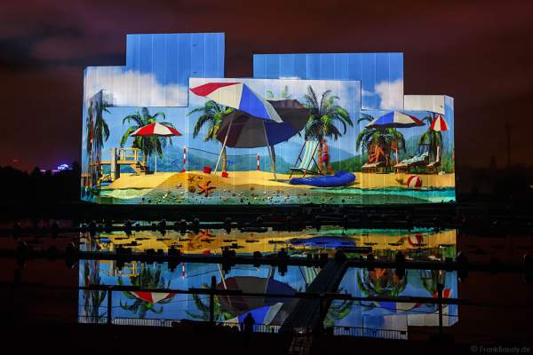 Lichtspektakel am Grebnoy Channel in Krylatskoye bei CIRCLE OF LIGHT 2016 in Moskau