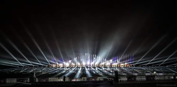 Multimediale Wassershow bei CIRCLE OF LIGHT 2016 in Moskau - Krylatskoye Grebnoy Channel