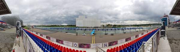 Panorama-Ansicht am Grebnoy Channel in Krylatskoye bei CIRCLE OF LIGHT 2016 in Moskau