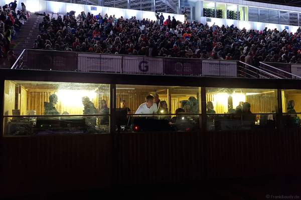 Die technische Regie (FOH) für die Show am Grebnoy Channel in Krylatskoye bei CIRCLE OF LIGHT 2016 in Moskau