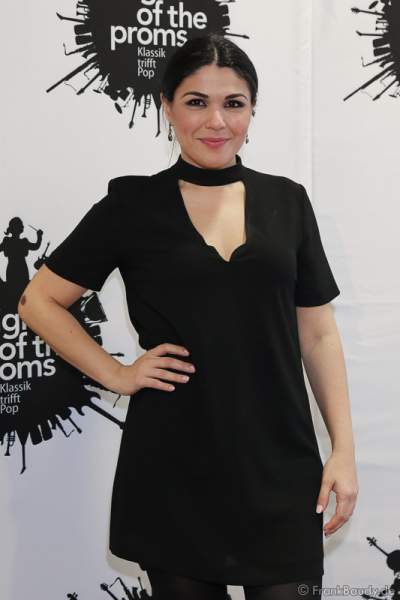 Dirigentin Alexandra Arrieche des Orchesters Il Novecento bei der Pressekonferenz zur Premiere von Night of the Proms 2016 in der SAP Arena Mannheim