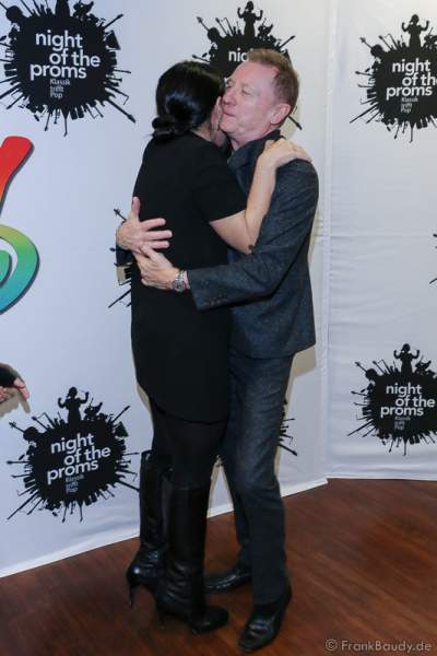 John Miles und Dirigentin Alexandra Arrieche bei der Pressekonferenz zur Premiere von Night of the Proms 2016 in der SAP Arena Mannheim