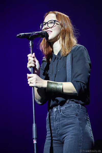 Stefanie Heinzmann bei der Deutschlandpremiere von Night of the Proms 2016 in der SAP Arena Mannheim