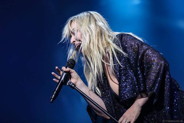 Natasha Bedingfield bei der Deutschlandpremiere von Night of the Proms 2016 in der SAP Arena Mannheim
