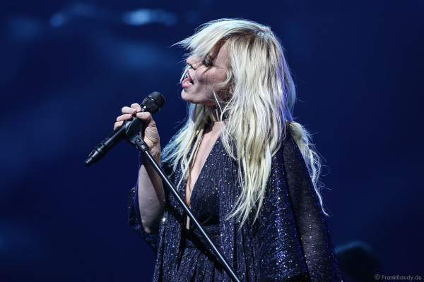 Natasha Bedingfield bei der Deutschlandpremiere von Night of the Proms 2016 in der SAP Arena Mannheim