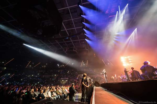 Ronan Keating bei der Deutschlandpremiere von Night of the Proms 2016 in der SAP Arena Mannheim