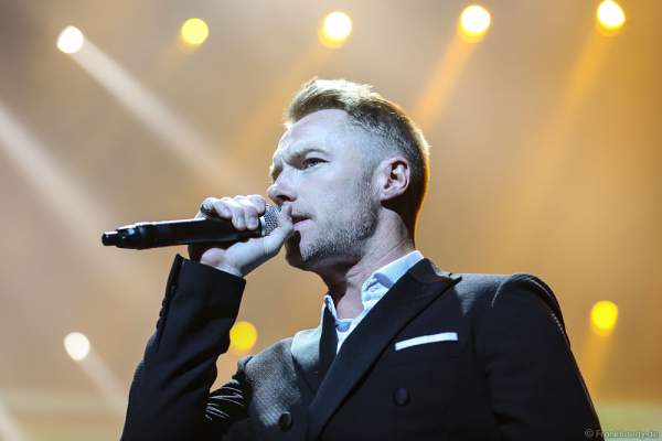 Ronan Keating bei der Deutschlandpremiere von Night of the Proms 2016 in der SAP Arena Mannheim