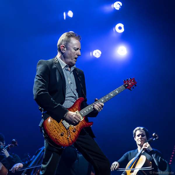 John Miles bei der Deutschlandpremiere von Night of the Proms 2016 in der SAP Arena Mannheim