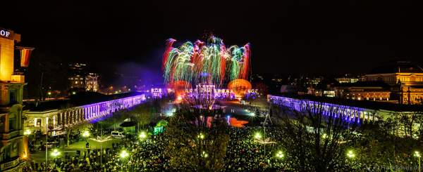 Hit Radio FFH feiert mit Jubiläums-Feuerwerk 70 Jahre Hessen in Wiesbaden