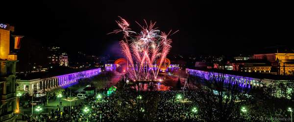 Hit Radio FFH feiert mit Jubiläums-Feuerwerk 70 Jahre Hessen in Wiesbaden