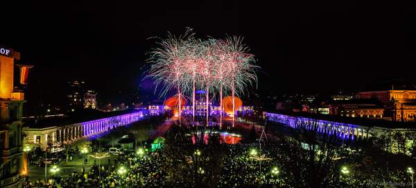 Hit Radio FFH feiert mit Jubiläums-Feuerwerk 70 Jahre Hessen in Wiesbaden