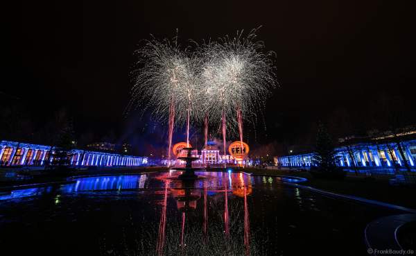 Hit Radio FFH feiert mit Jubiläums-Feuerwerk 70 Jahre Hessen in Wiesbaden