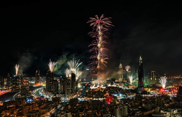Fireworks at the Burj Khalifa - New Year’s Eve gala show 2016-2017 Downtown Dubai