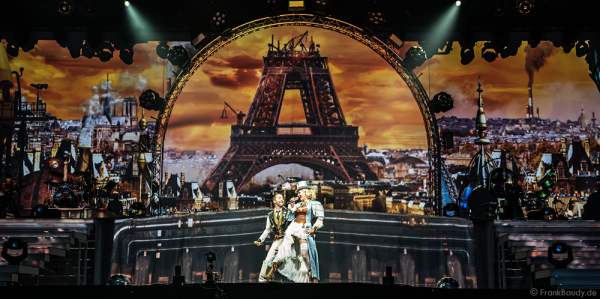 Nancy Baumann und René Baumann alias DJ BoBo bei der Weltpremiere der Show MYSTORIAL