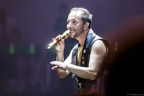 DJ BoBo im Publikum bei der Weltpremiere der Show MYSTORIAL am 13. Januar 2017 im Europa-Park Rust