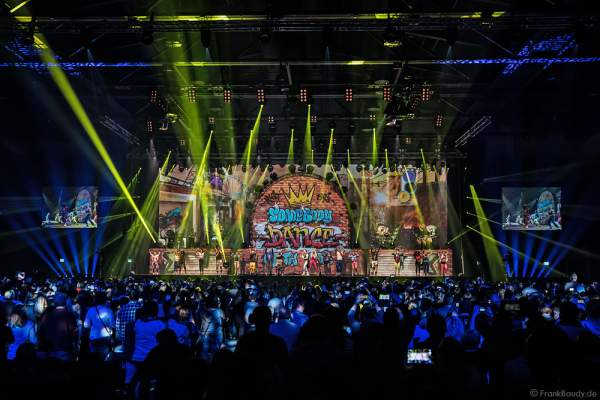 DJ BoBo mit neuer Show MYSTORIAL - 25th Anniversary Tour - am 13. Januar 2017 im Europa-Park Rust