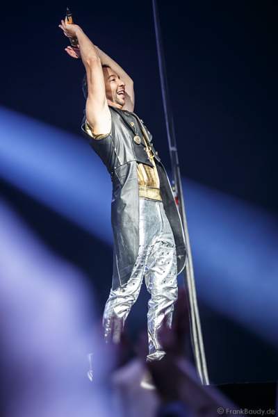 DJ BoBo feierte mit neuer Show MYSTORIAL große Weltpremiere am 13. Januar 2017 im Europa-Park Rust