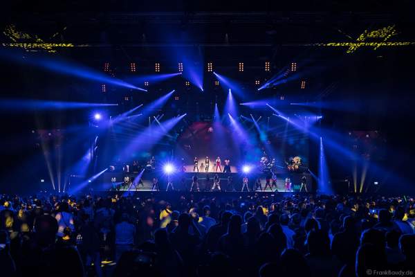 Lightshow bei neuer Show MYSTORIAL von DJ BoBo bei der großen Weltpremiere am 13. Januar 2017 im Europa-Park Rust