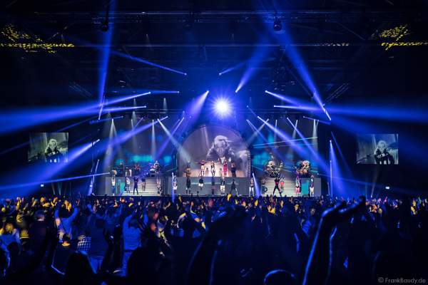 Lightshow bei neuer Show MYSTORIAL von DJ BoBo bei der großen Weltpremiere am 13. Januar 2017 im Europa-Park Rust