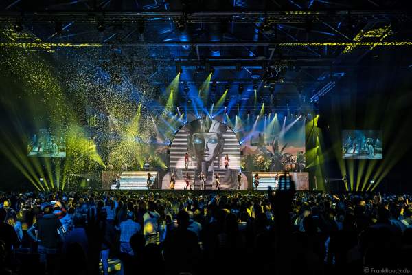 DJ BoBo feierte mit seiner Show MYSTORIAL große Weltpremiere am 13. Januar 2017 in der neuen Multifunktionshalle des Europa-Park Rust