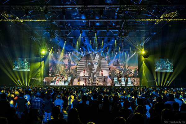 DJ BoBo feierte mit seiner Show MYSTORIAL große Weltpremiere am 13. Januar 2017 in der neuen Multifunktionshalle des Europa-Park Rust