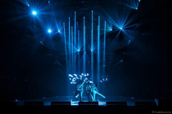 Stadtpremiere der Eisshow TIME von Holiday on Ice 2016/2017 in der SAP Arena Mannheim