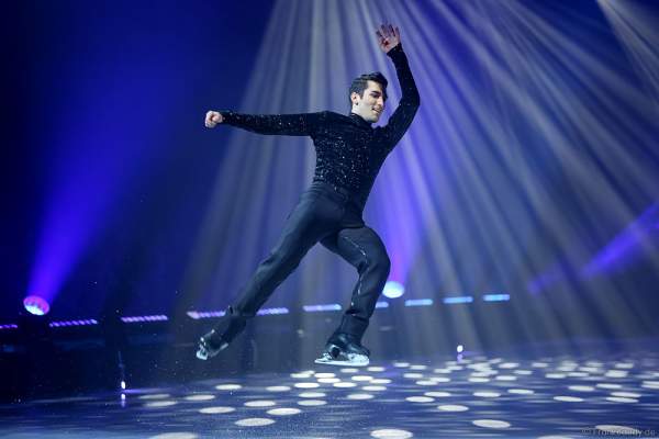 Mauro Bruni bei der Eisshow TIME von Holiday on Ice in der SAP Arena Mannheim