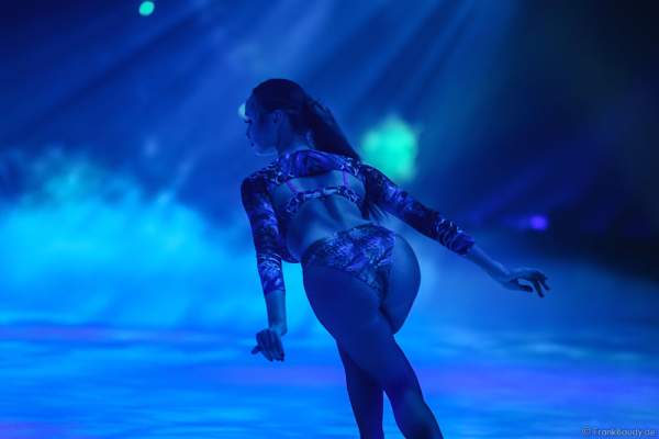 Kseniia Chepizhko bei der Eisshow TIME von Holiday on Ice in der SAP Arena Mannheim
