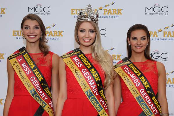 Siegerbild Miss Germany 2017: Sarah Strauß (Miss Bremen 2017), Soraya Kohlmann (Miss Sachsen 2017) und Aleksandra Rogovic (Miss Niedersachsen 2017)