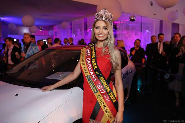 Miss Germany 2017 Soraya Kohlmann bekommt ihr Gewinnerauto im Europa-Park am 18. Februar 2017