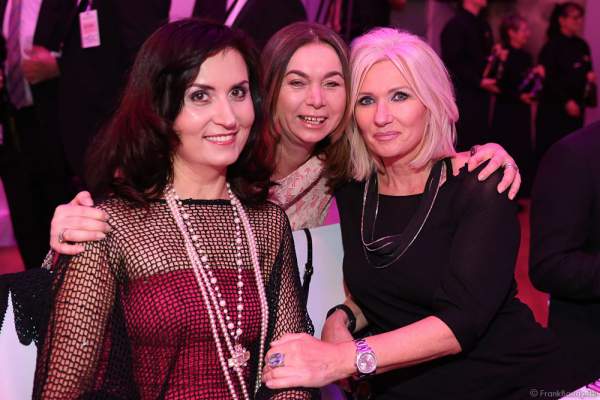 Tatjana Worm-Sawosskaja und Gäste bei der Wahl zur Miss Germany 2017 im Europa-Park am 18. Februar 2017