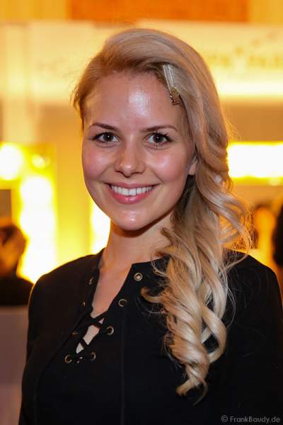 Victoria Selivanov (Miss Thüringen 2017) Backstage bei den Vorbereitungen zur Miss Germany 2017 Wahl im Europa-Park am 18. Februar 2017