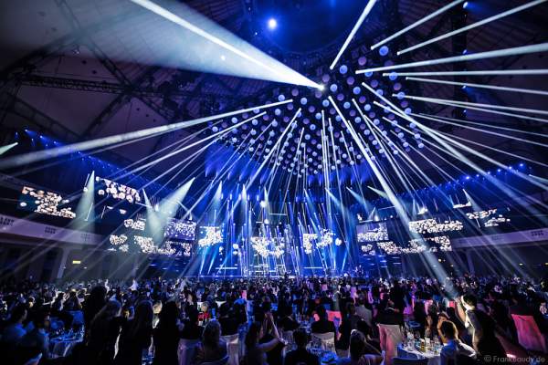 Große Lichtshow beim PRG Live Entertainment Award (LEA) 2017 in der Festhalle Frankfurt